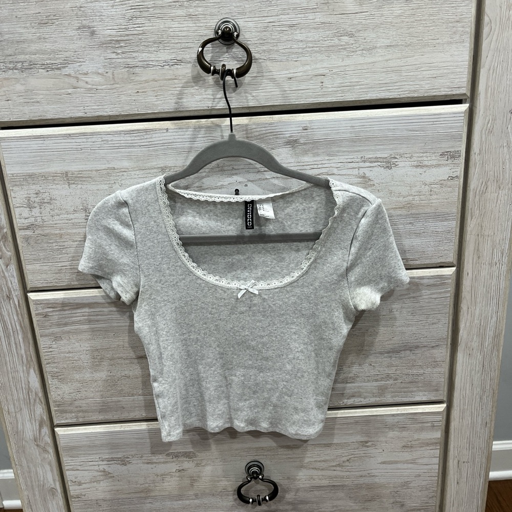 H&M crop top